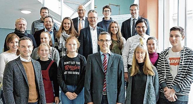 Schul- und Gemeindeschreiber 2017-18.jpeg